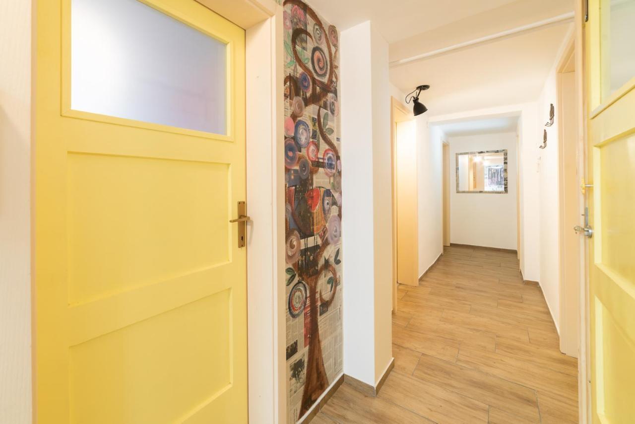 Bah Apartment Ljubljana Buitenkant foto
